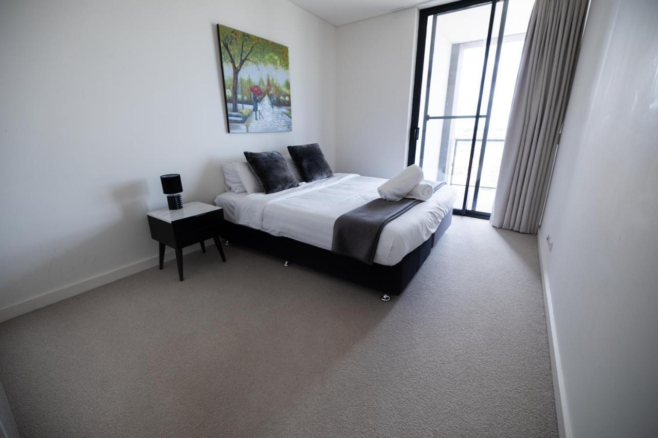 Trendy, Self Contained Inner City Apartment *